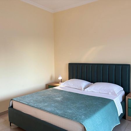 Tam 2Bdr Center Taiwan Apartment Tirana Bagian luar foto