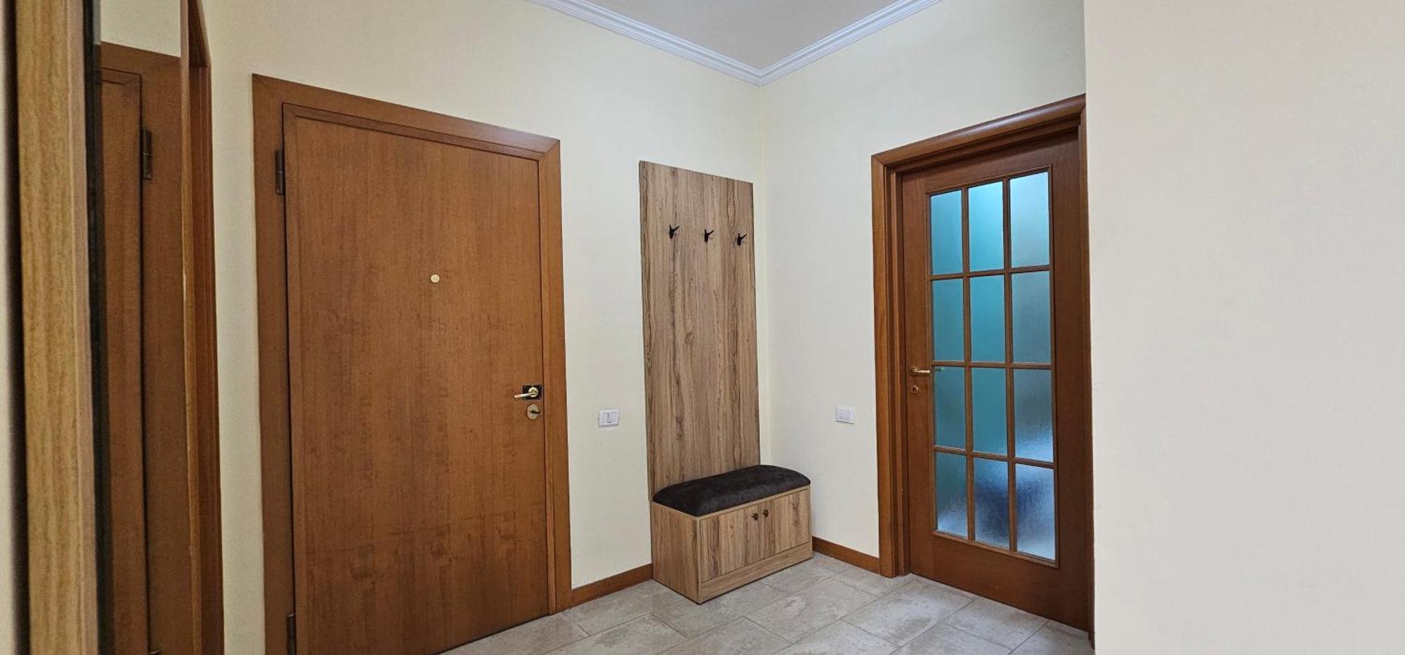 Tam 2Bdr Center Taiwan Apartment Tirana Bagian luar foto