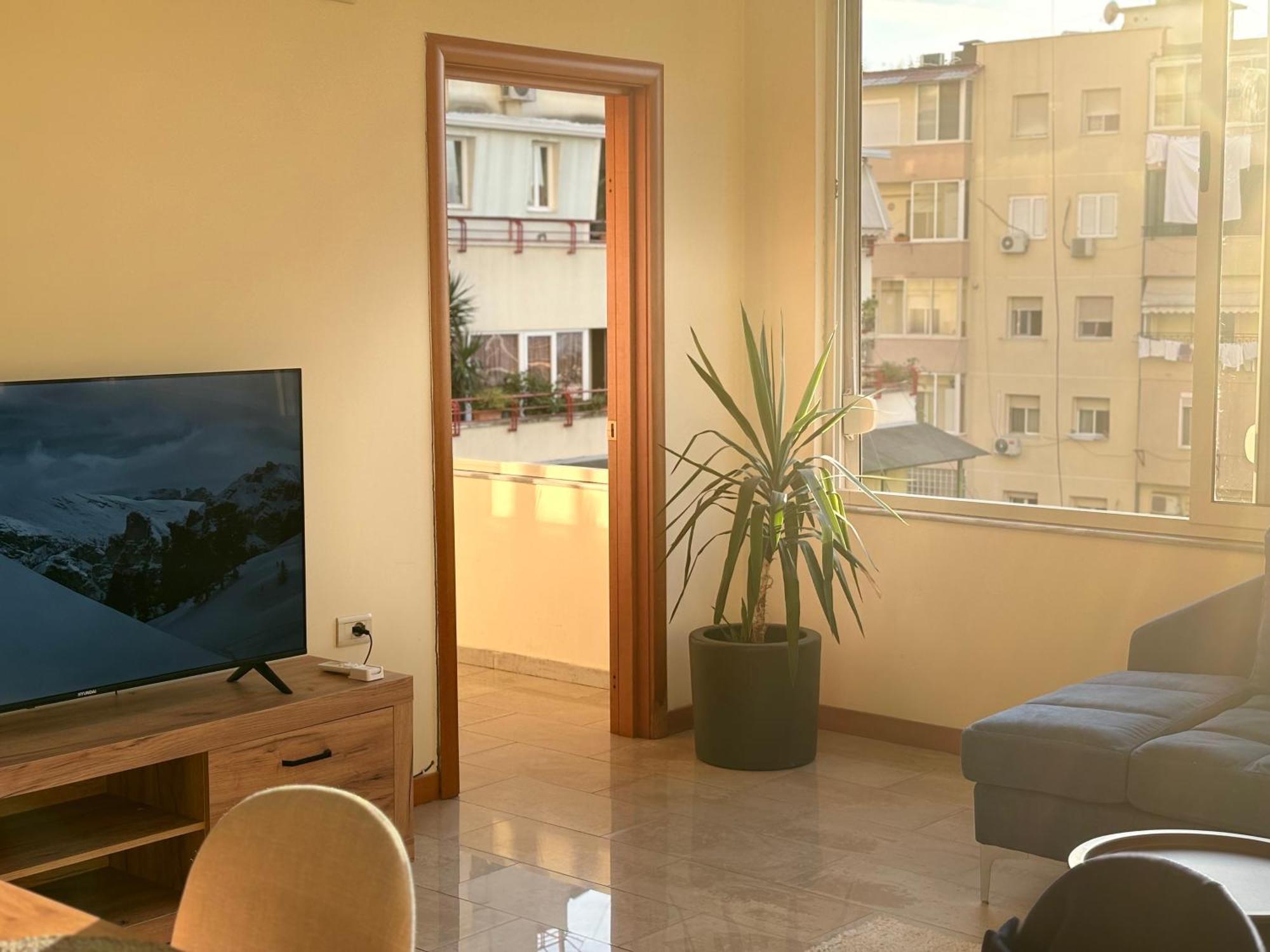 Tam 2Bdr Center Taiwan Apartment Tirana Bagian luar foto