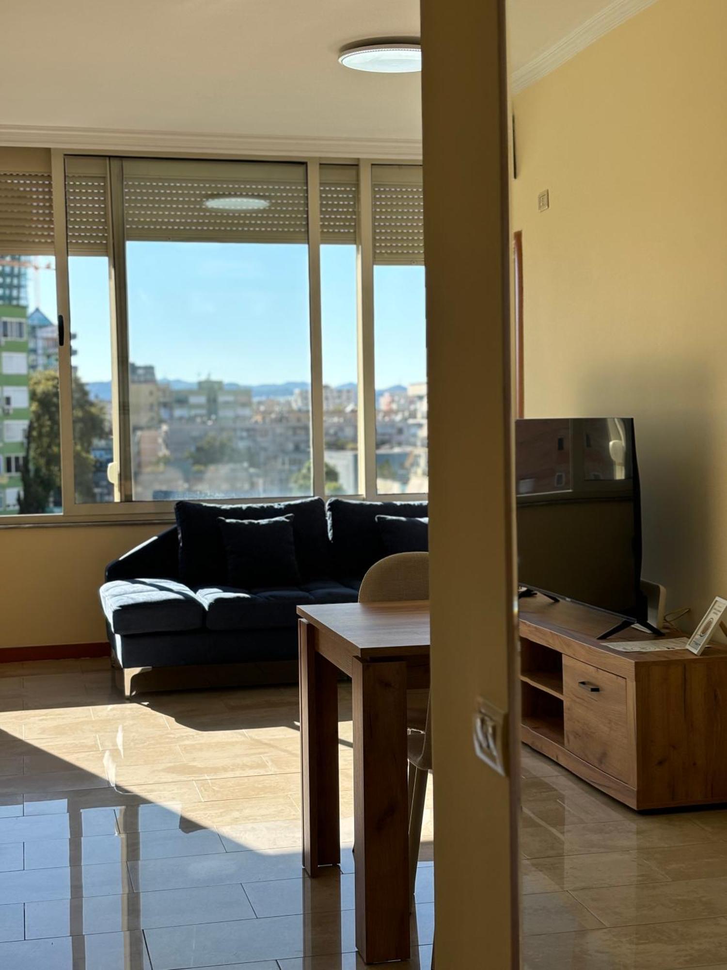 Tam 2Bdr Center Taiwan Apartment Tirana Bagian luar foto